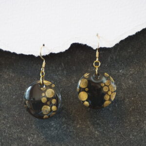 Oorbellen Gekraagde Roodstaart